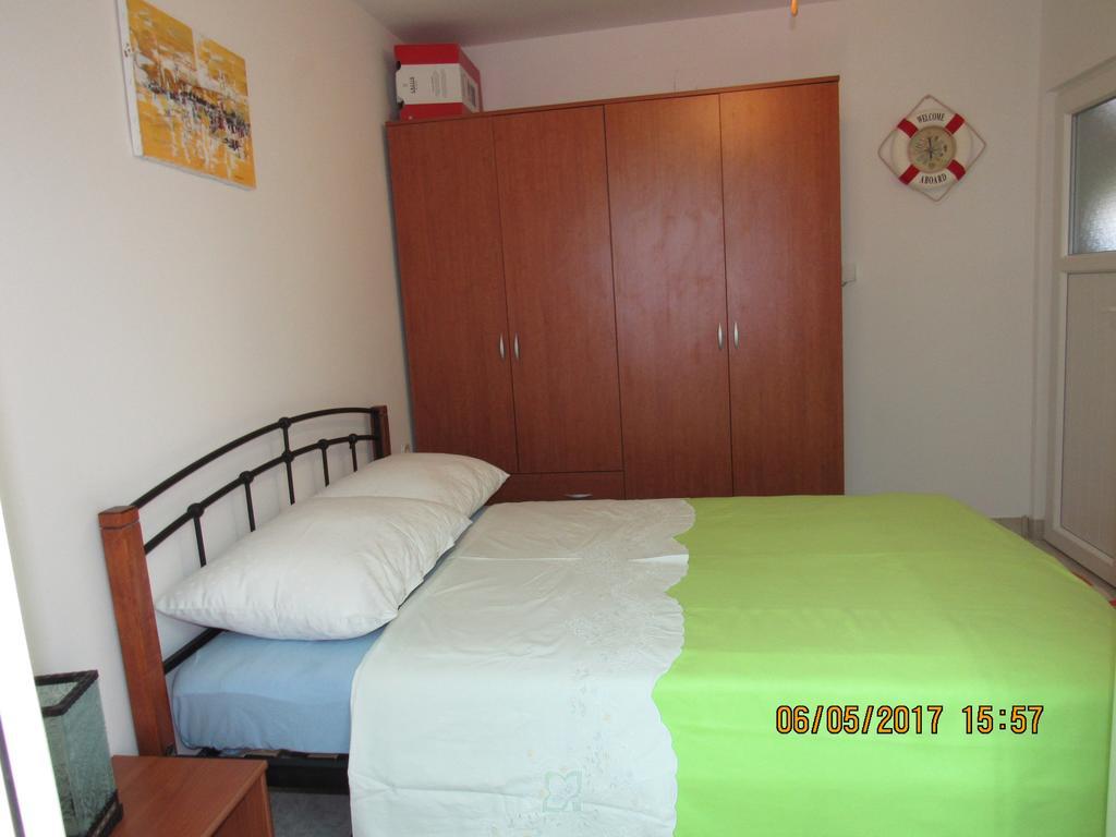 Guest House Vanessa Supetar Exterior photo
